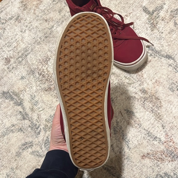 Vans Sk8 Women’s High Top Sneakers in Maroon with Rose Gold Detail - Picture 4 of 4